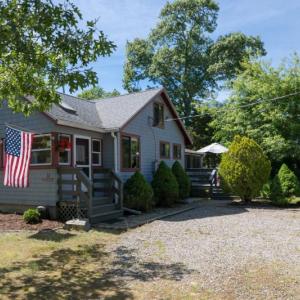 Front of Kingwood St cottage